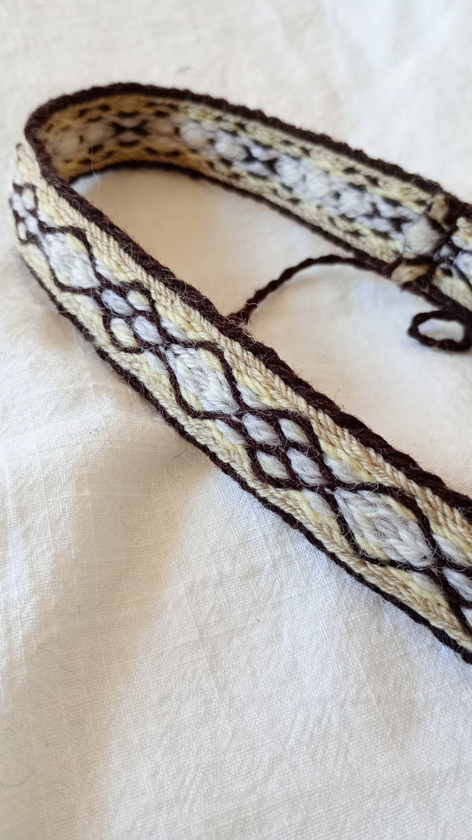 Brown & yellow adjustable headband with diamond pattern