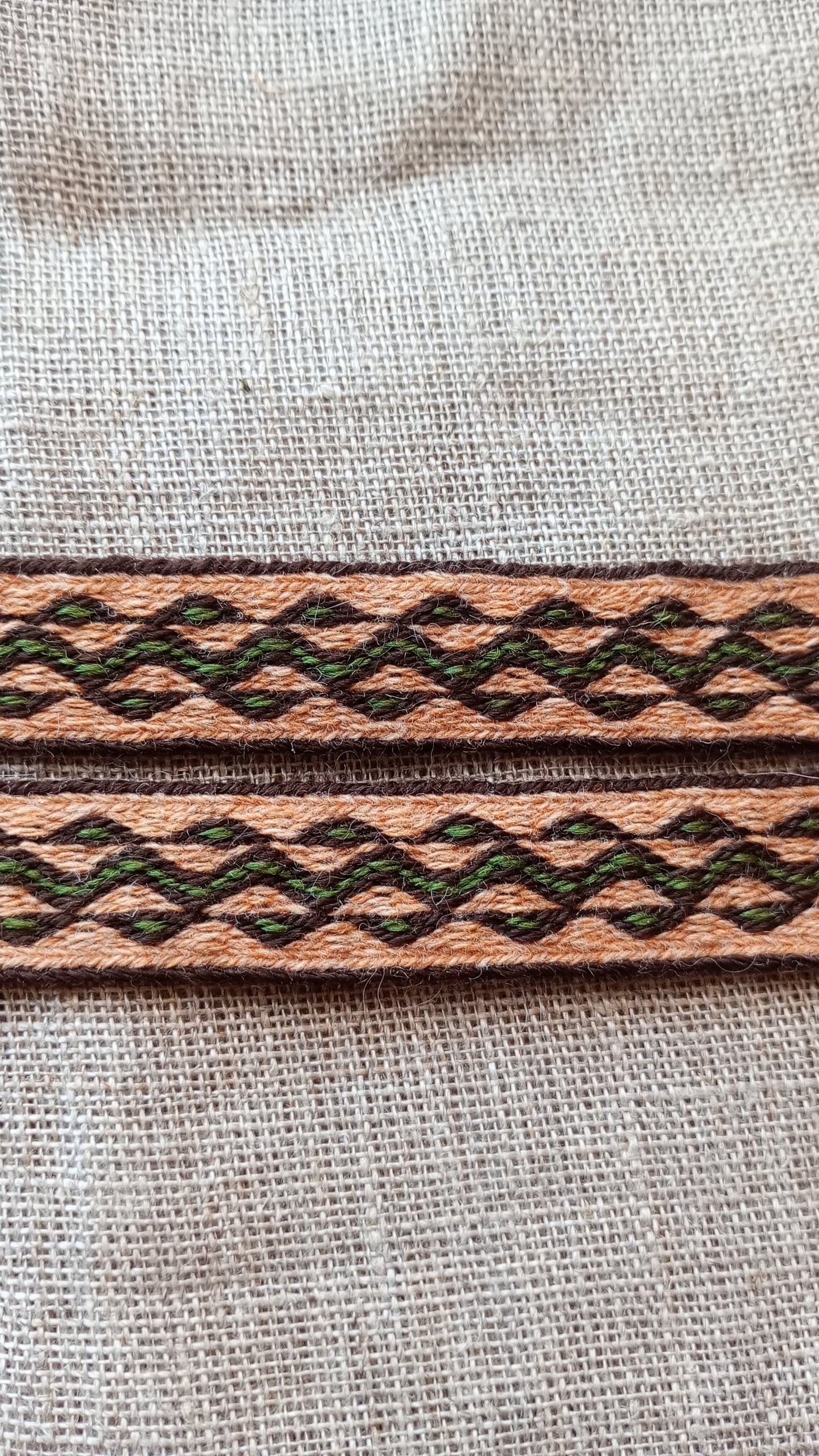 Fairy-like belt with floral pattern