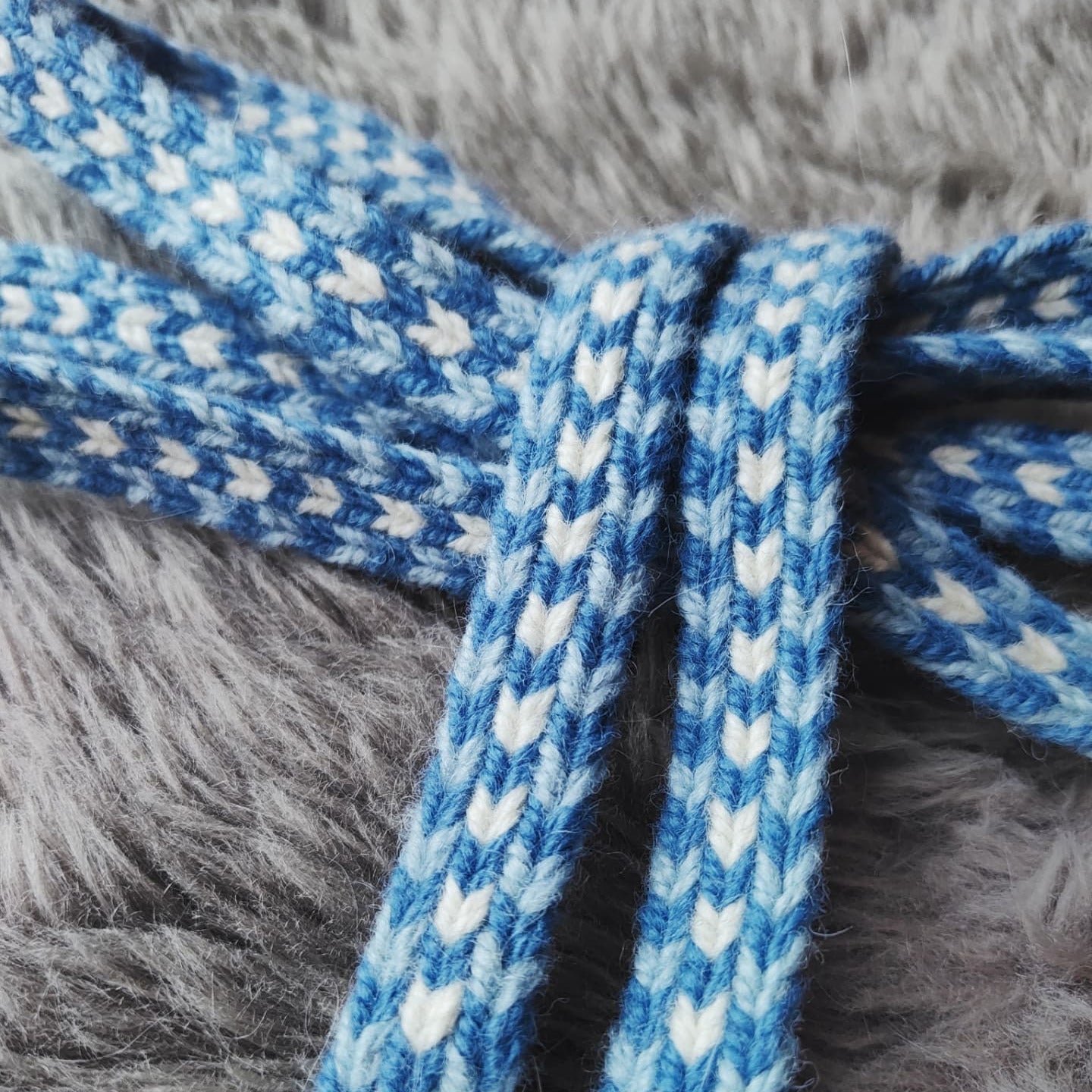 blue tablet woven belt