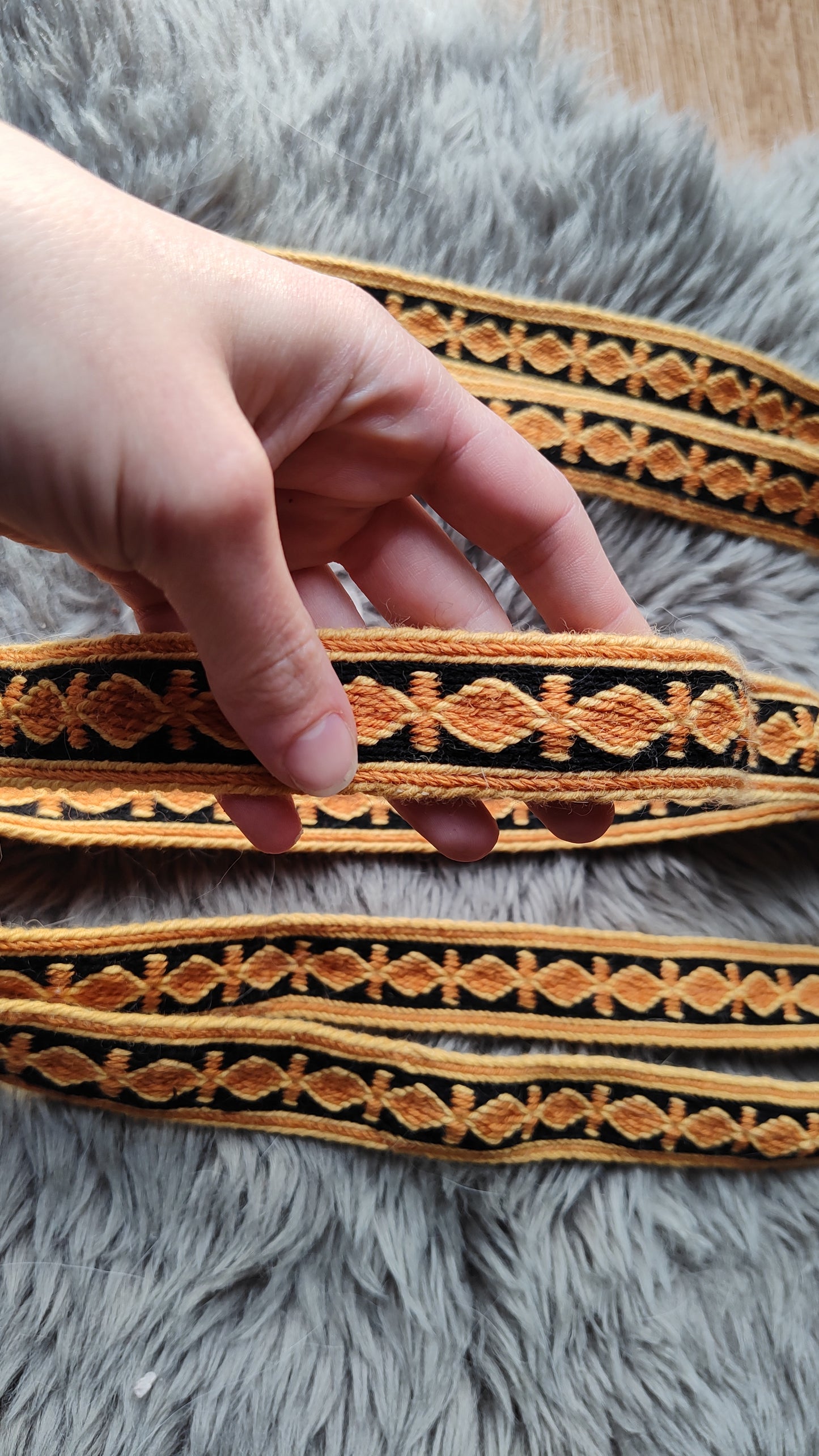 "bumblebee" belt with orange diamonds