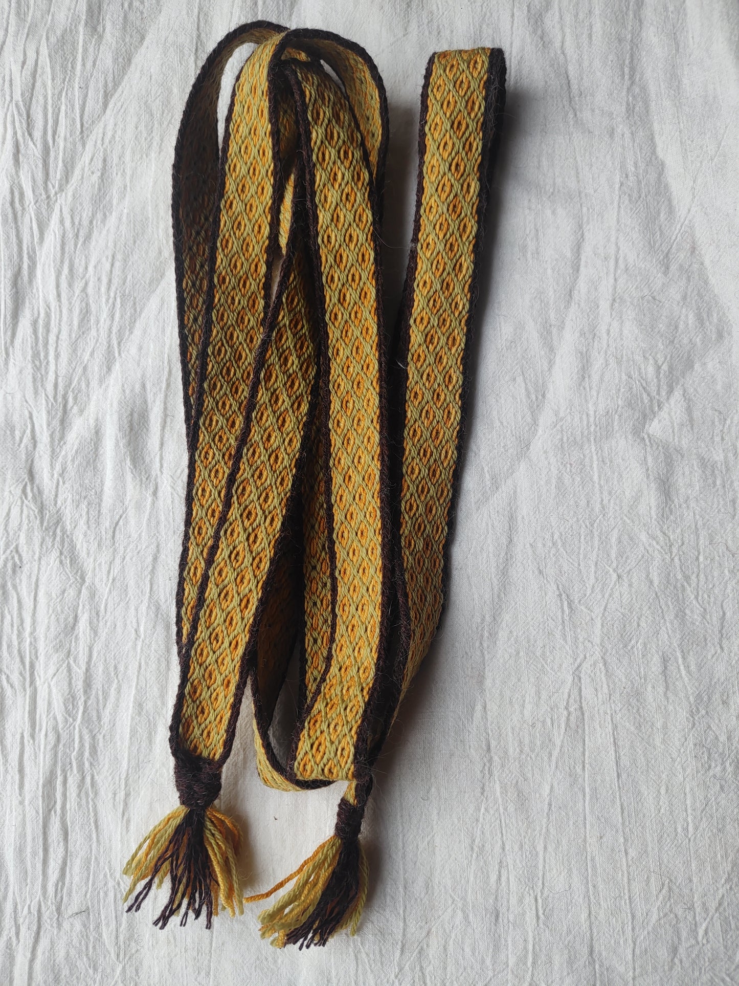 Simple plant dyed belt with diamonds