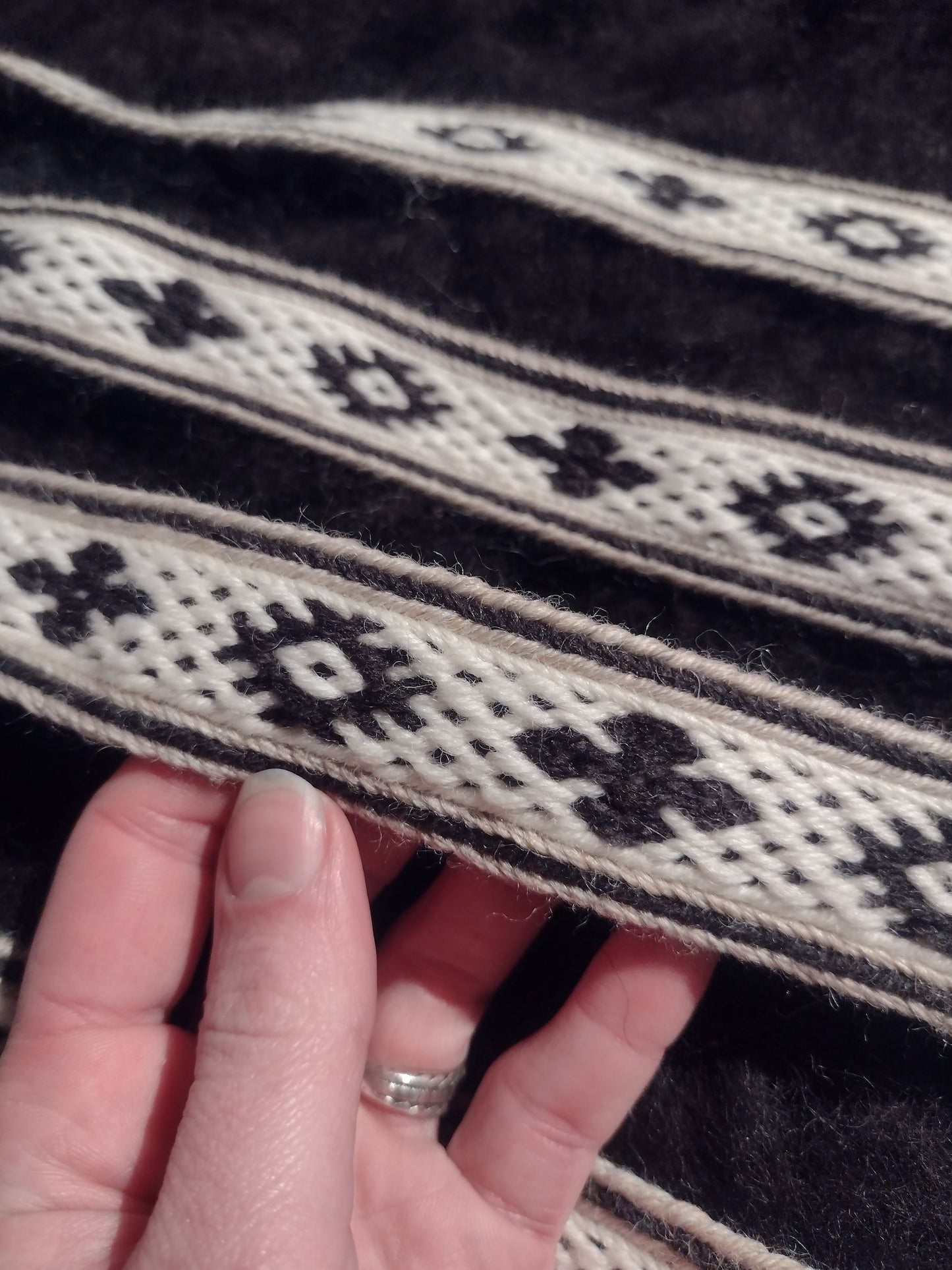 "Helios" - belt in white and brown