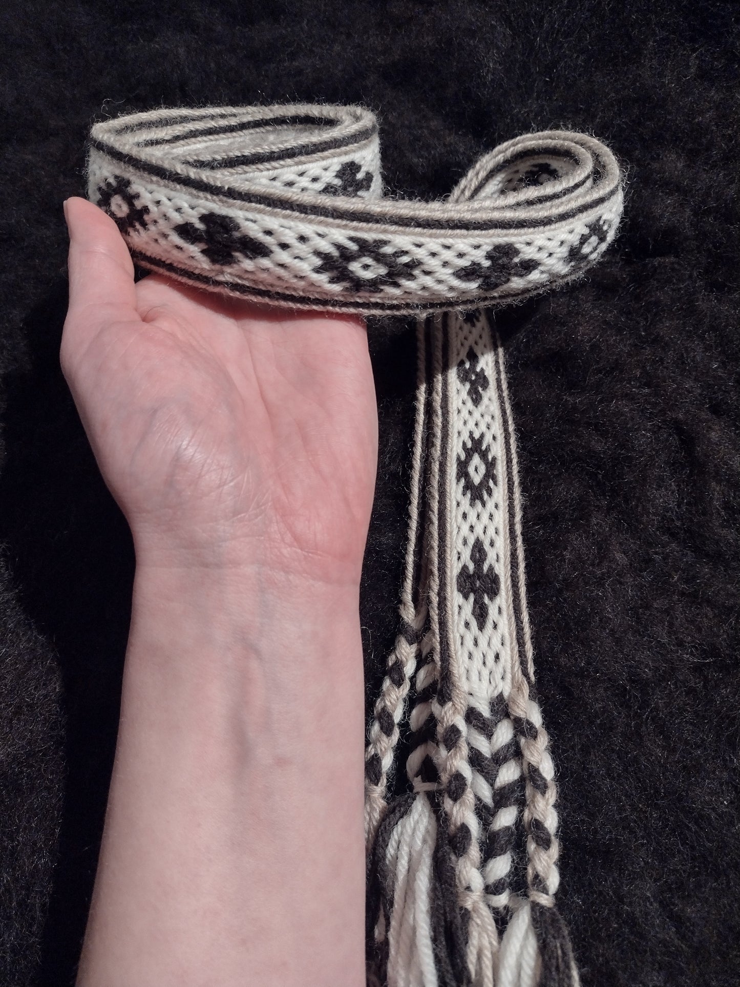 "Helios" - belt in white and brown
