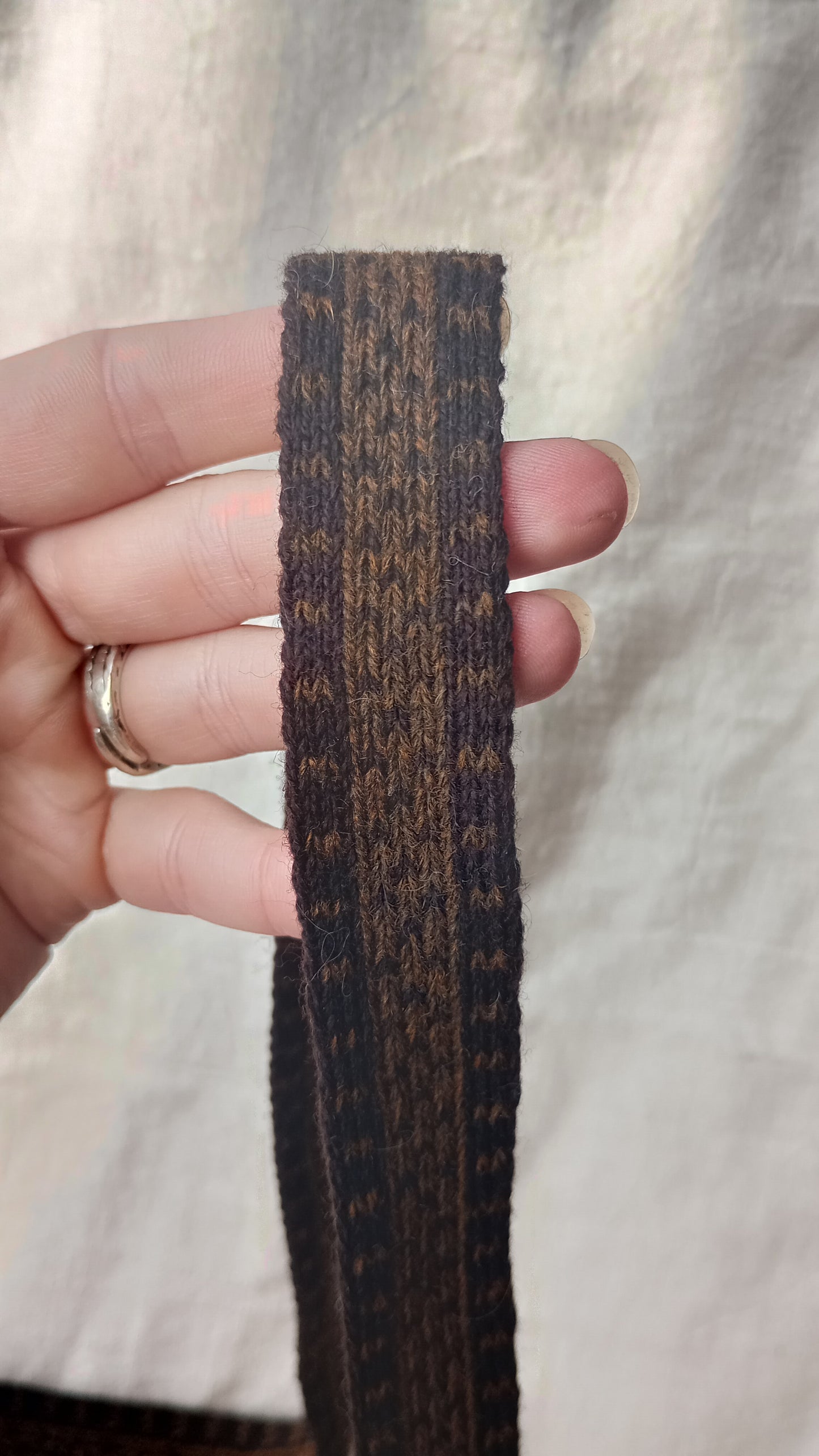 Double sided belt with tassels