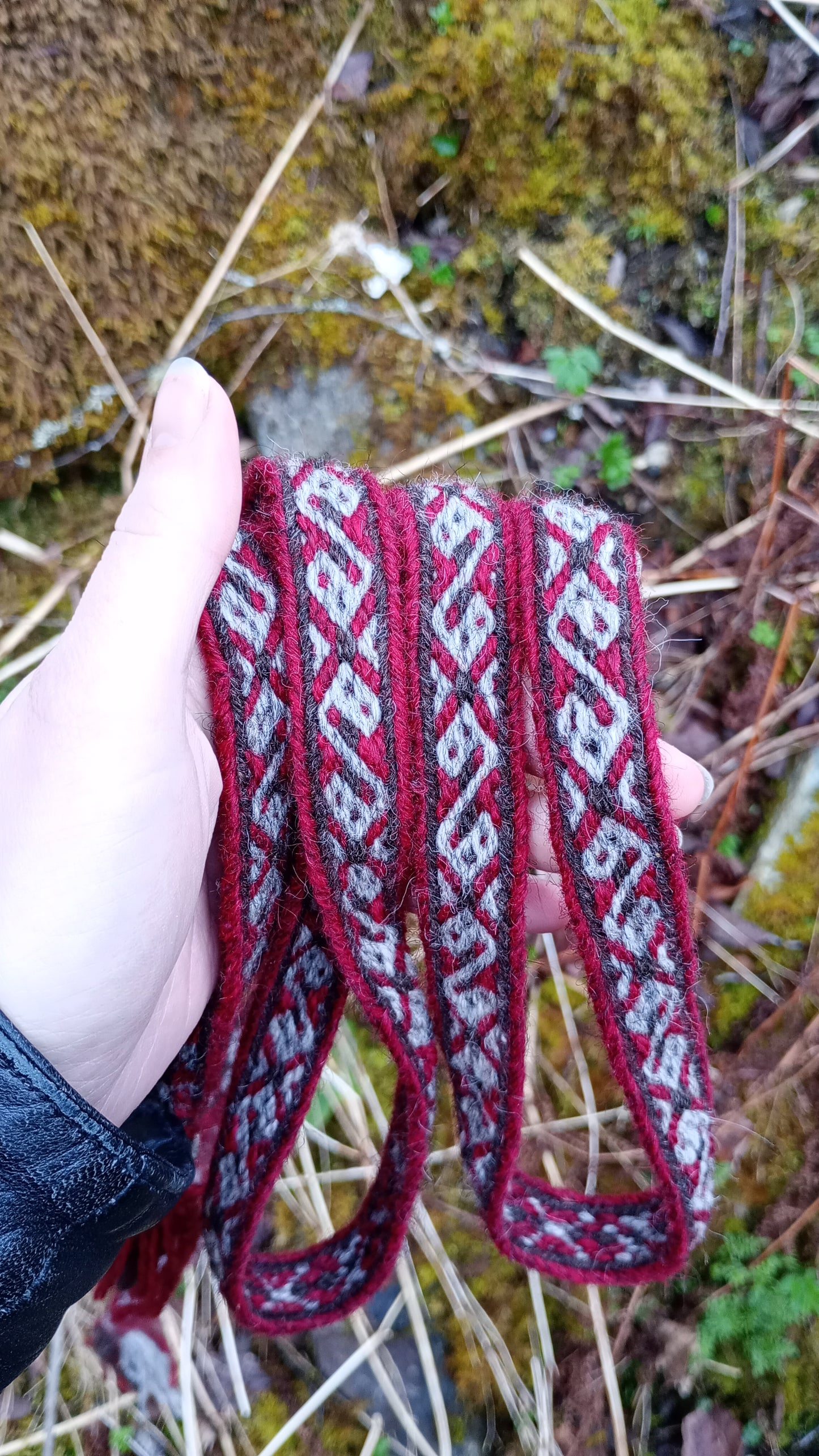 Tablet woven belt based on pre-christian Latvian band (cruelty free wool)