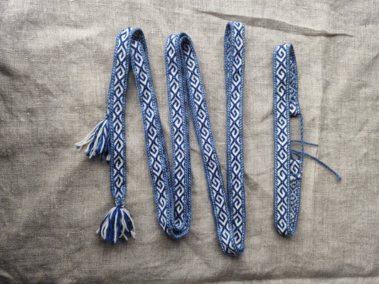 Belt and headband set with curl motive