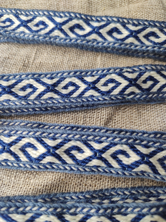 Belt and headband set with curl motive