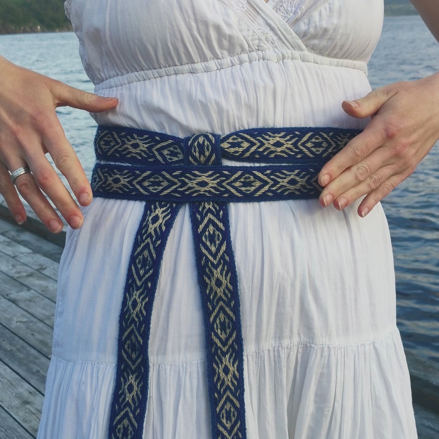 Blue belt with star and diagonal pattern