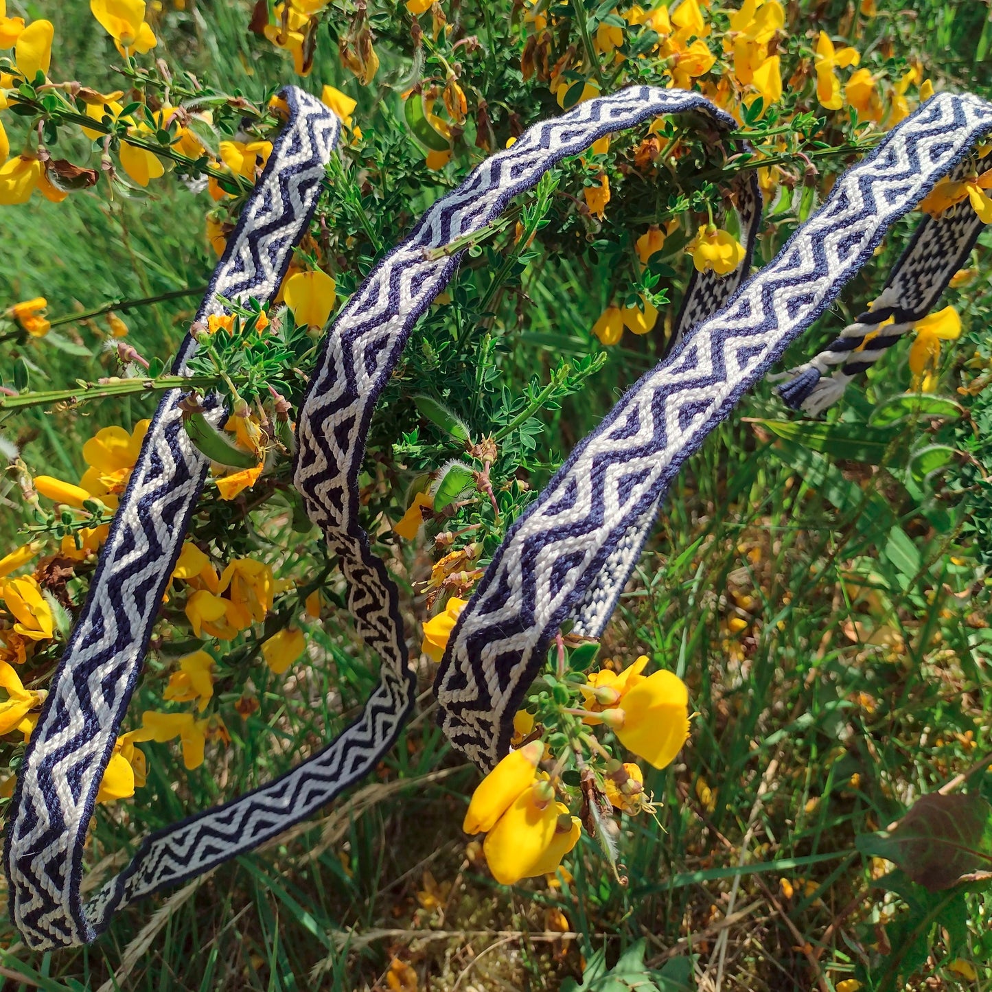 Silk belt with zigzag pattern