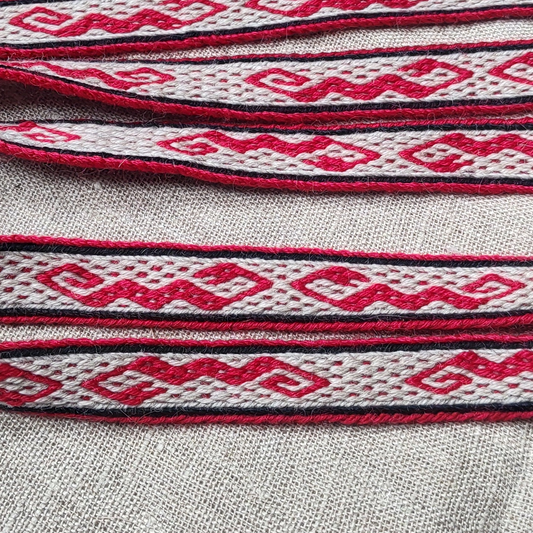 Belt with snakes