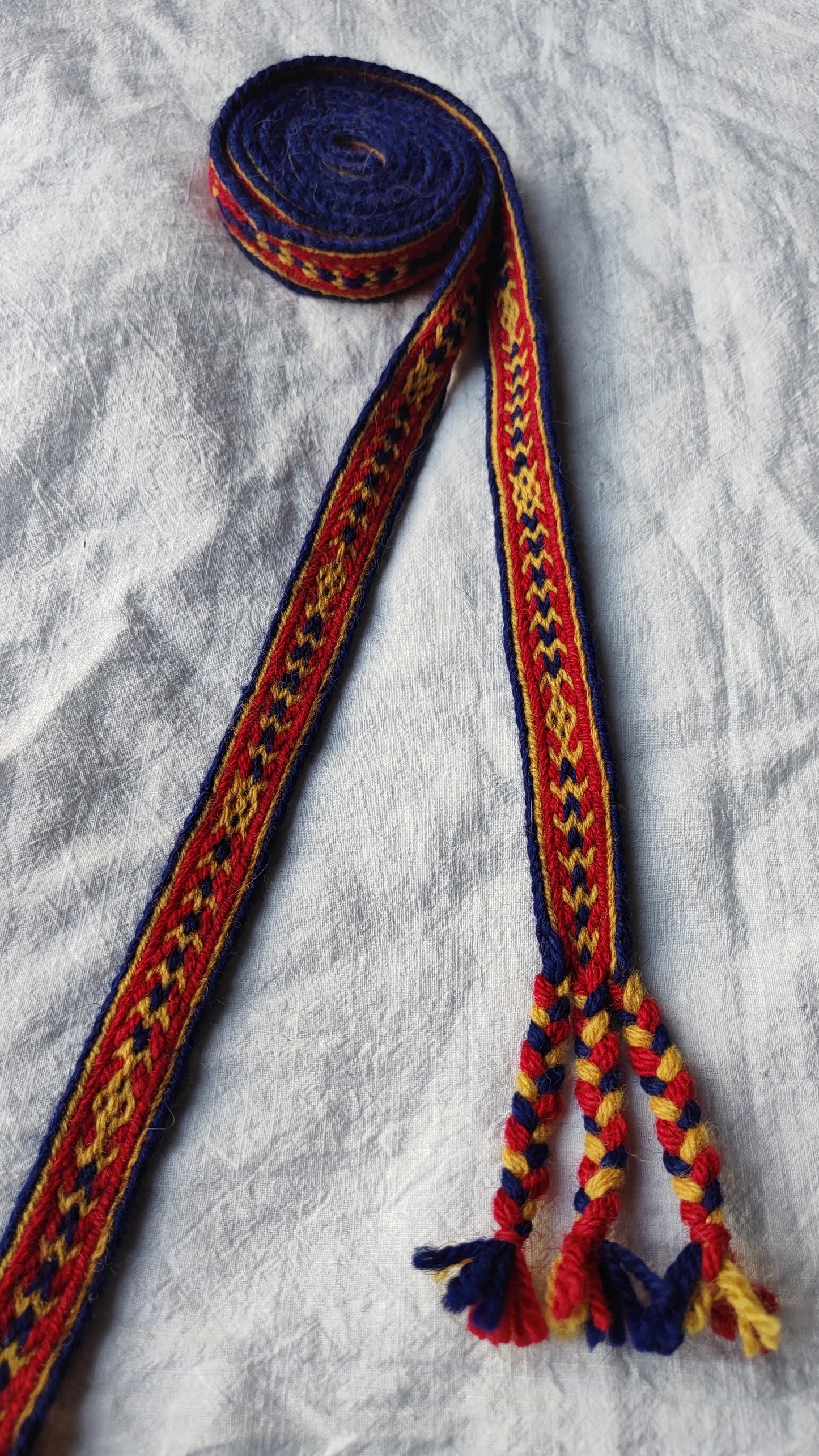 Tablet woven belt based on medieval band from Zasinas, Lithuania