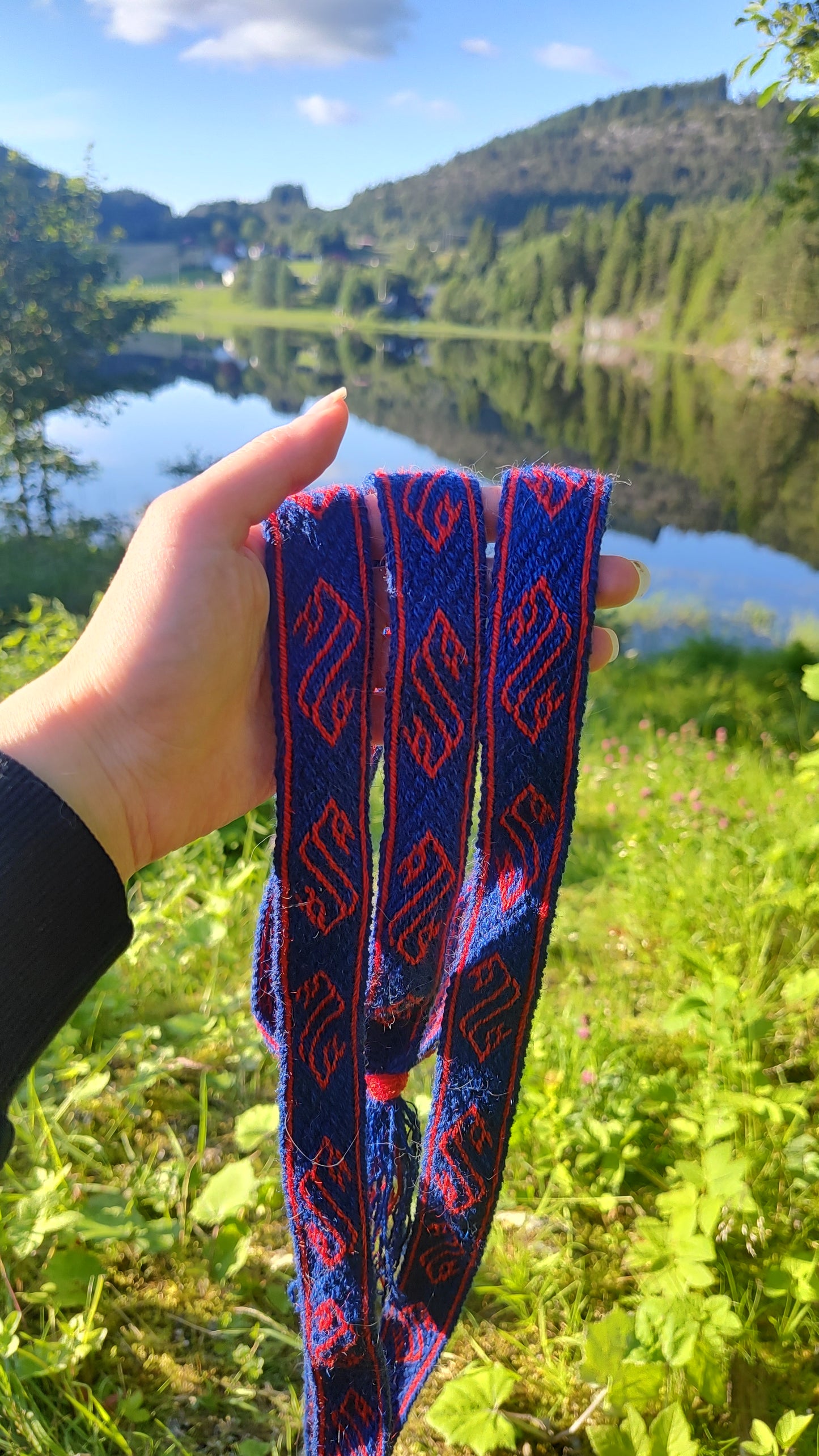 Double serpents belt
