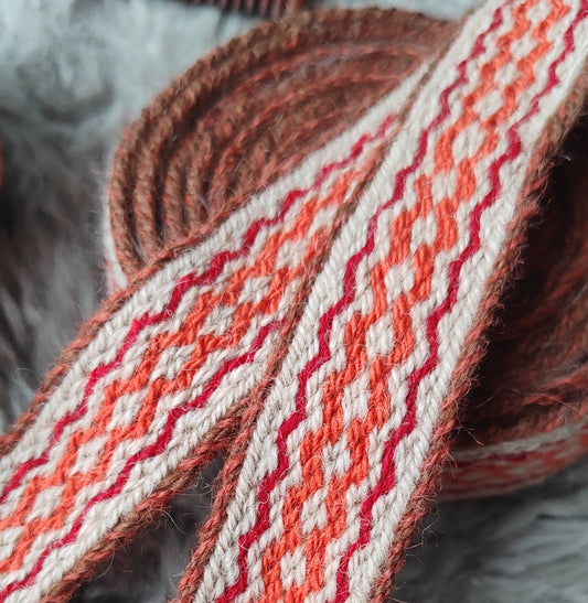 Double sided baltic belt in beige and orange