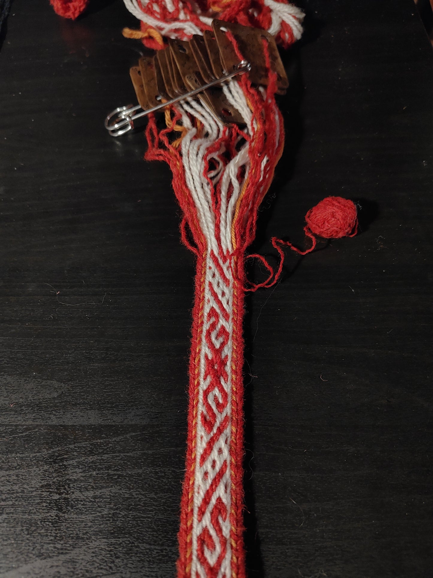 Belt with historical Latvian pattern in red