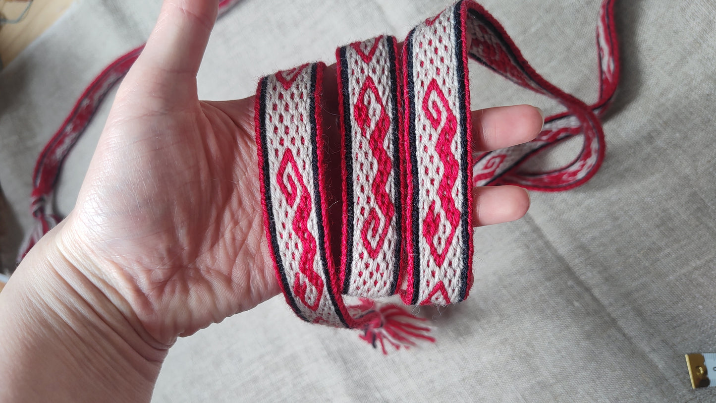 Belt with snakes