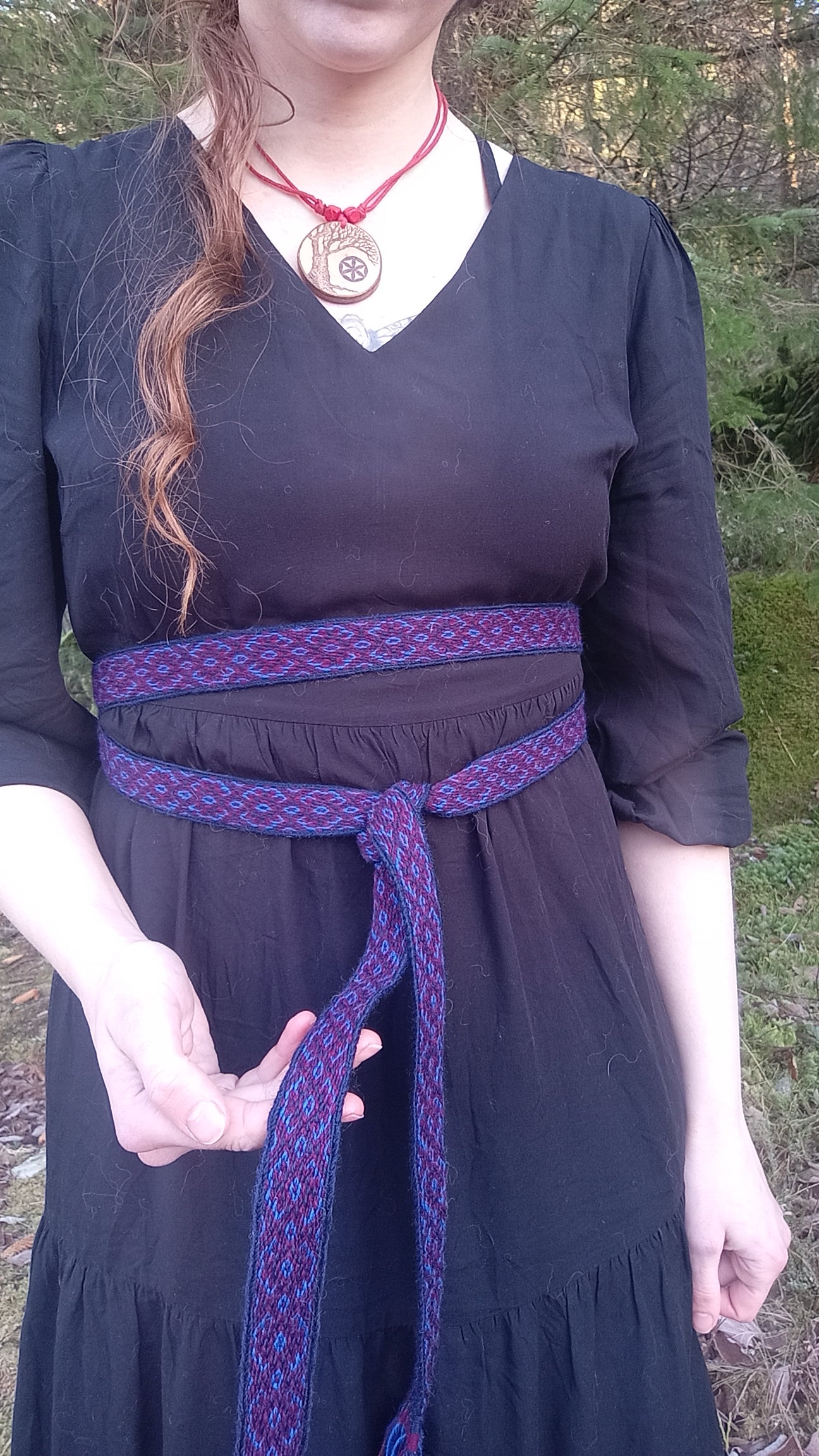 Belt in bright blue and purple