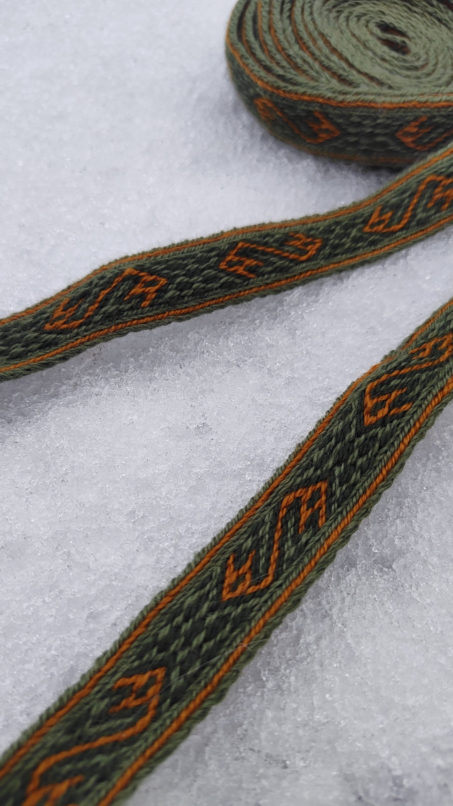 Long band / belt with double dragons