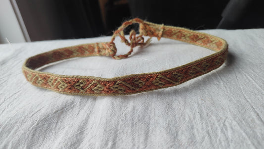 Robust adjustable headband with Bikavėnai pattern