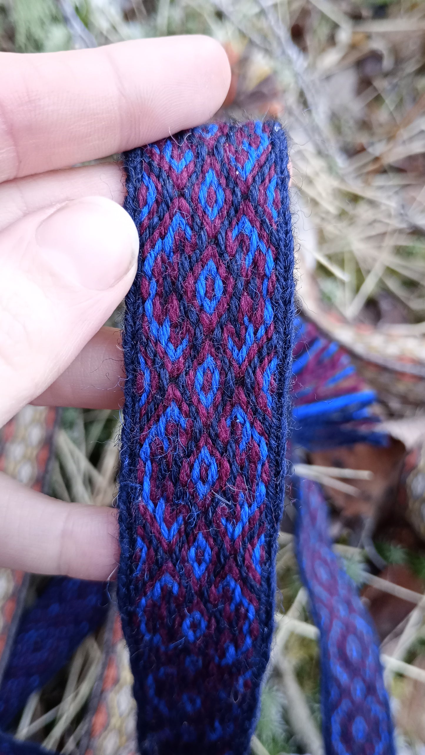 Belt in bright blue and purple