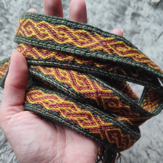 Belt inspired by Birka B12 in autumn colours