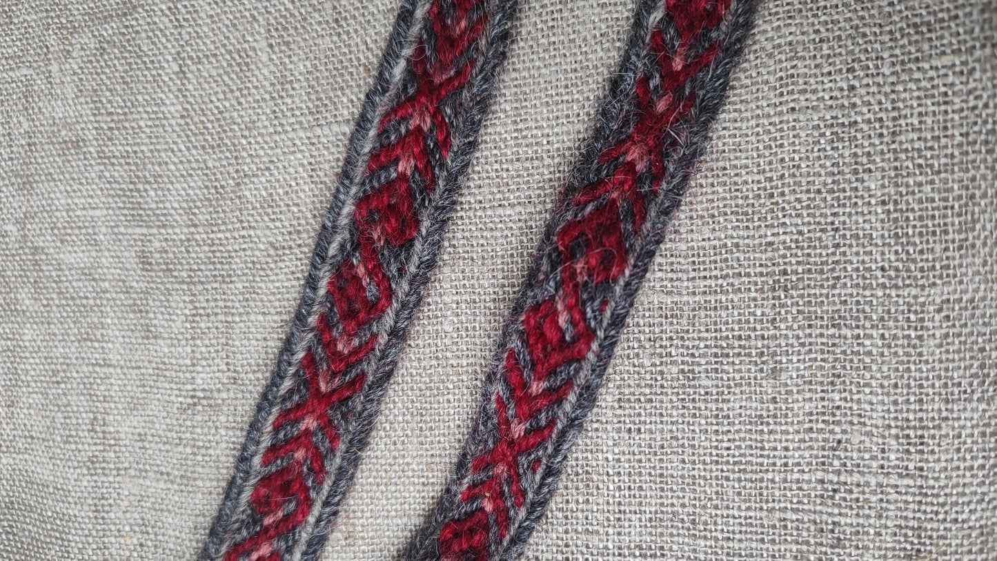 Tablet woven belt based on pre-christian Latvian band (cruelty free wool)