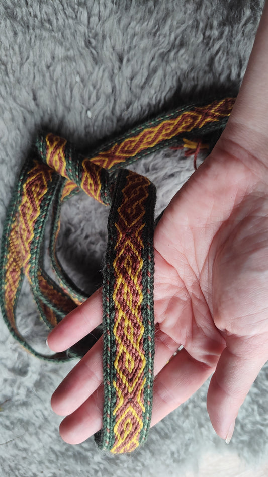 Belt inspired by Birka B12 in autumn colours
