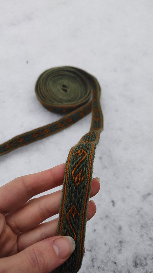 Long band / belt with double dragons